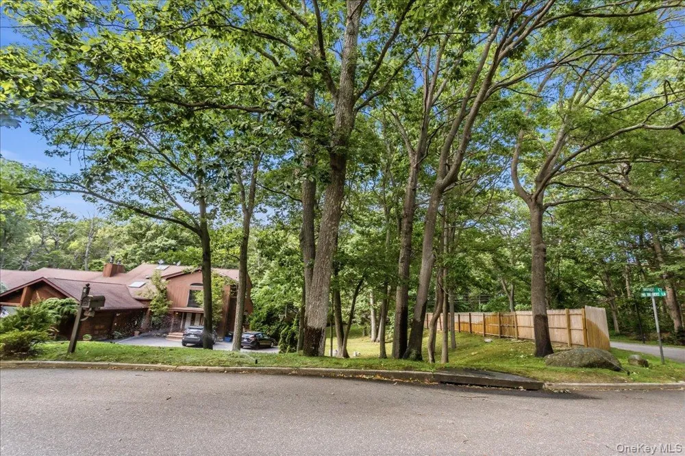1 Brothers Court Dix Hills, NY 11746