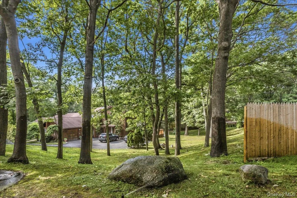 1 Brothers Court Dix Hills, NY 11746