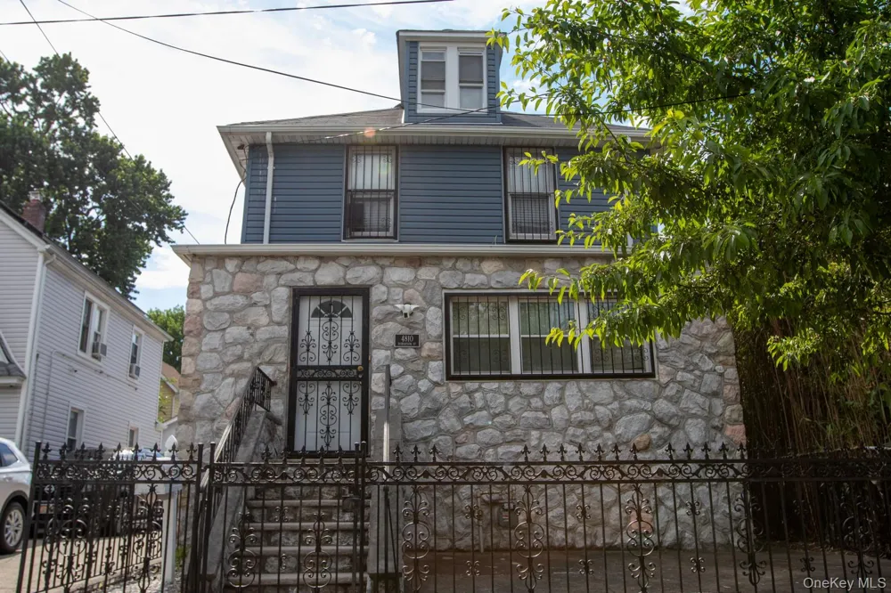 4810 Robertson Street Bronx, NY 10470