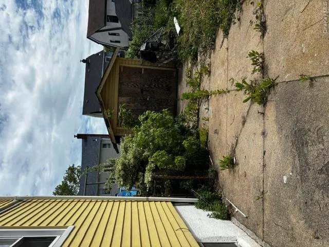 191-40 112th Road Saint Albans, NY 11412