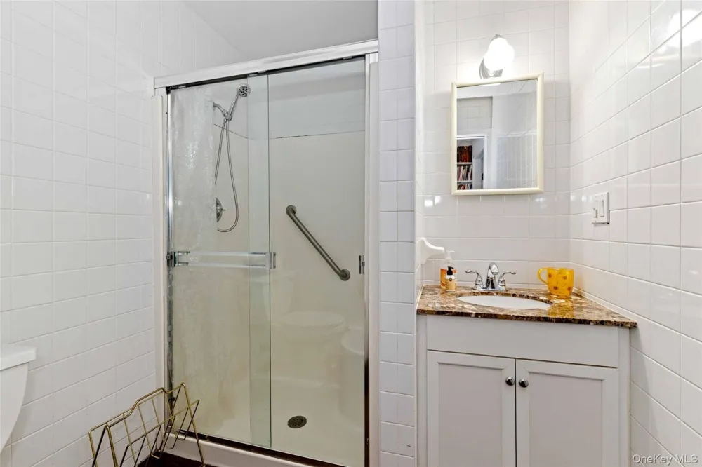 125 Beach 3rd Street Far Rockaway, NY 11691