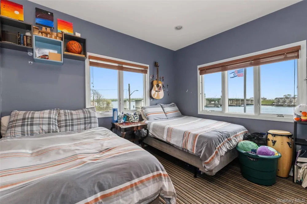 125 Beach 3rd Street Far Rockaway, NY 11691