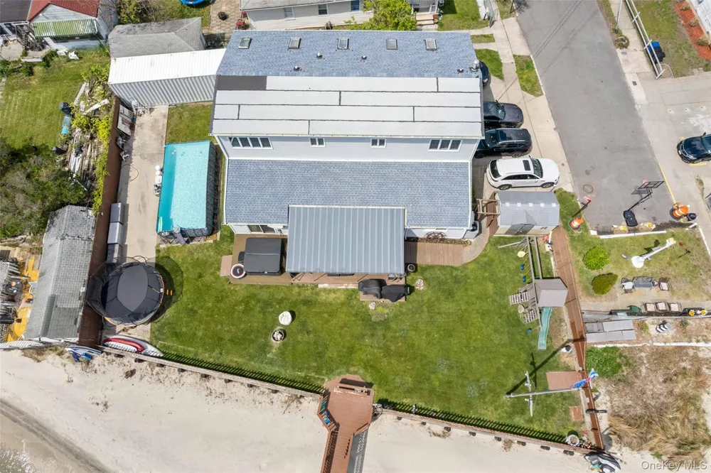 125 Beach 3rd Street Far Rockaway, NY 11691