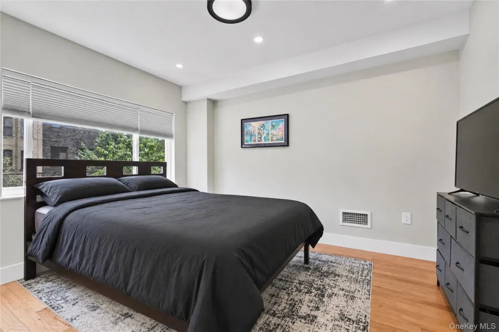 925 Hart Street Brooklyn, NY 11237