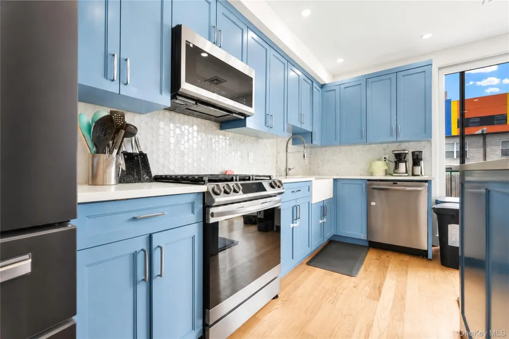925 Hart Street Brooklyn, NY 11237