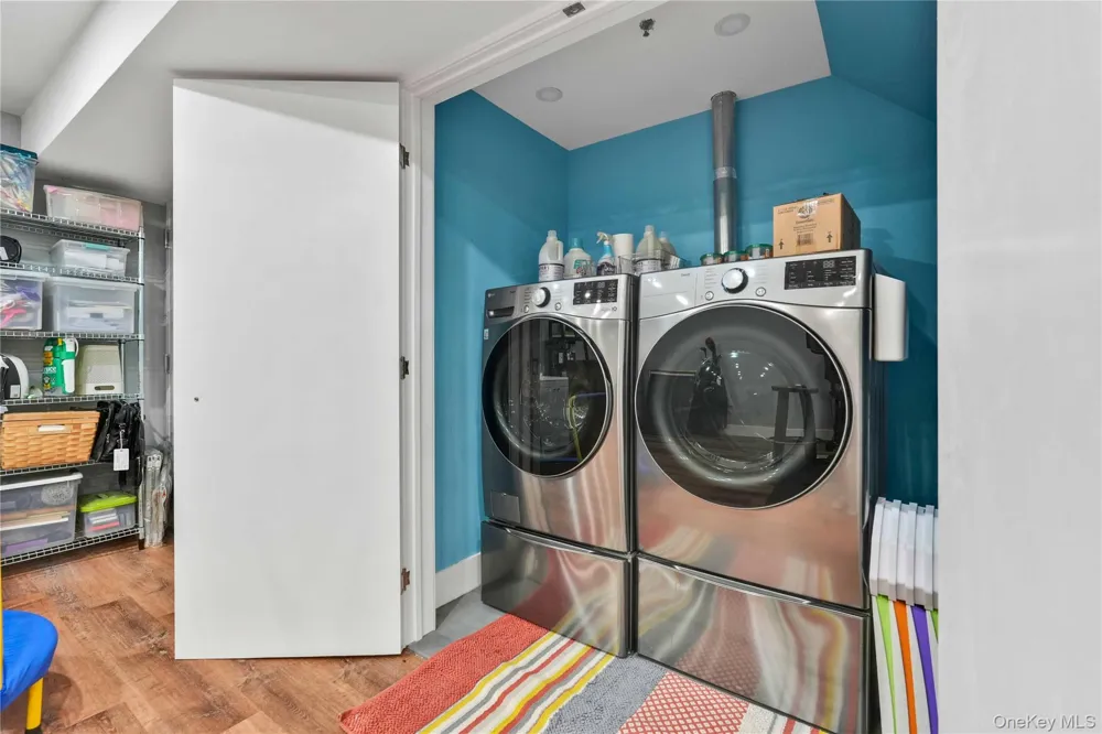 925 Hart Street Brooklyn, NY 11237