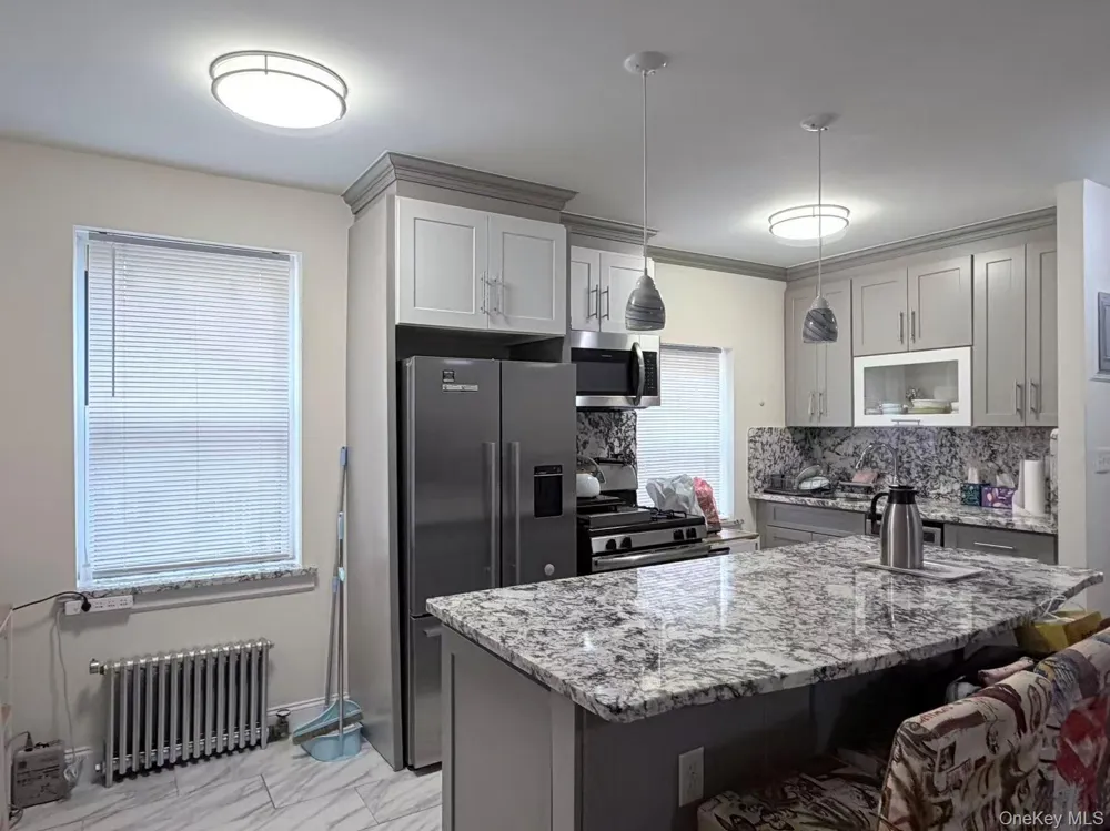 141-48 78th Ave #3G Flushing, NY 11367