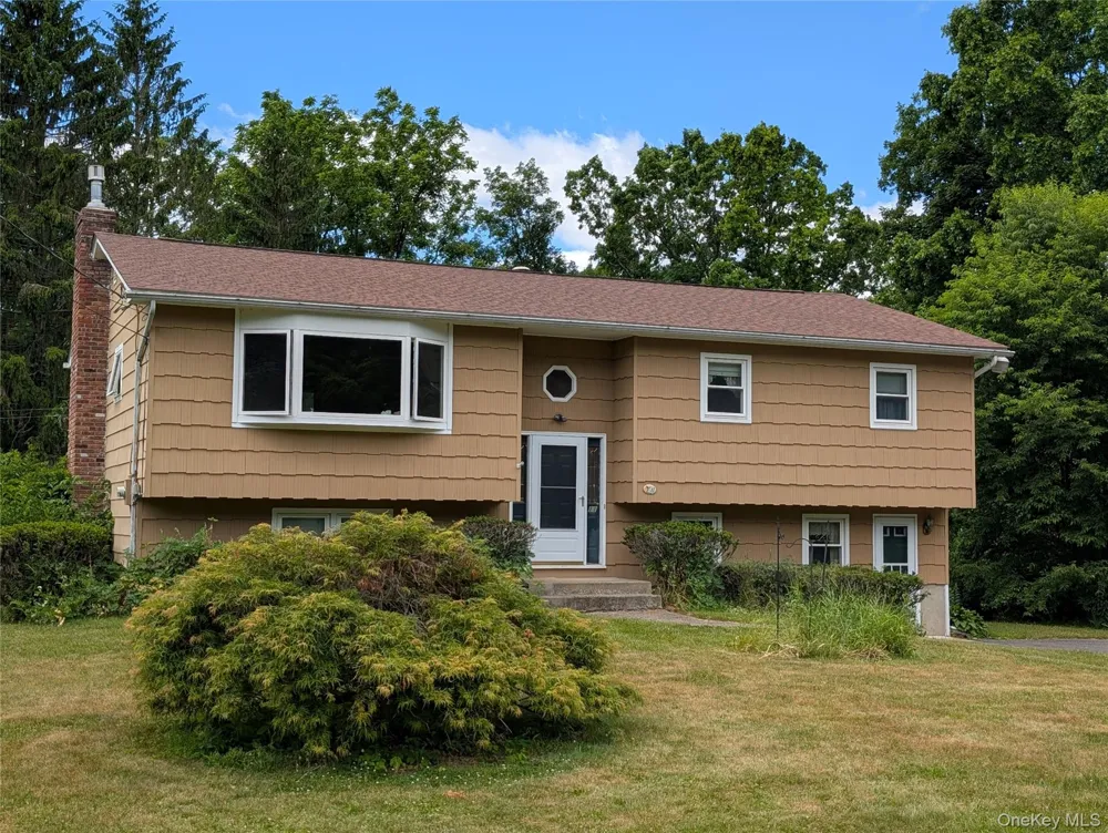 11 Kevin Court Montgomery, NY 12549