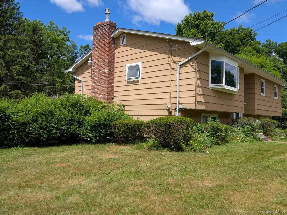11 Kevin Court Montgomery, NY 12549