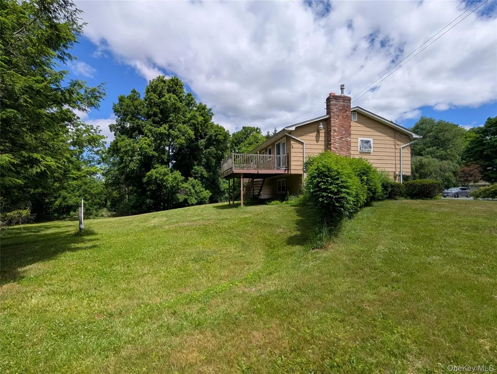 11 Kevin Court Montgomery, NY 12549