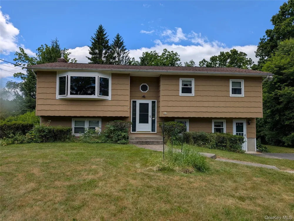 11 Kevin Court Montgomery, NY 12549