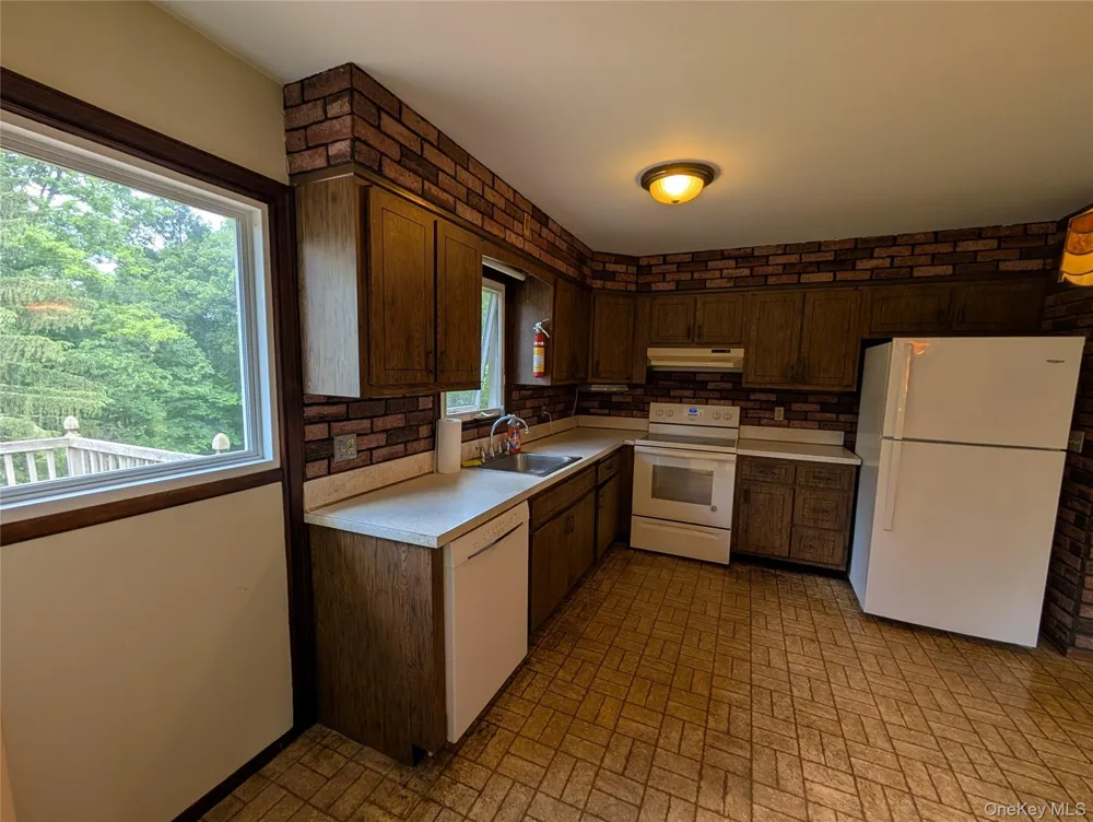 11 Kevin Court Montgomery, NY 12549