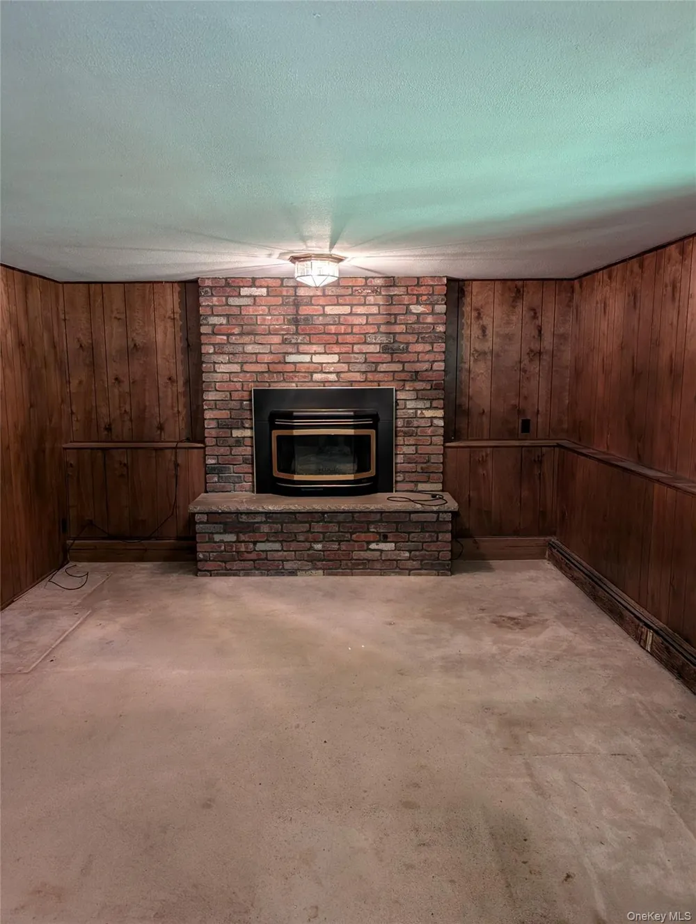 11 Kevin Court Montgomery, NY 12549