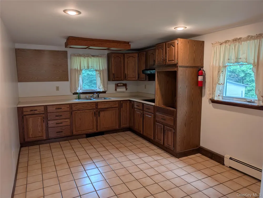 11 Kevin Court Montgomery, NY 12549