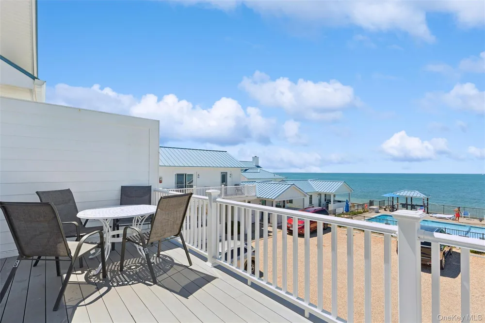 6 Soundview Drive #G Montauk, NY 11954