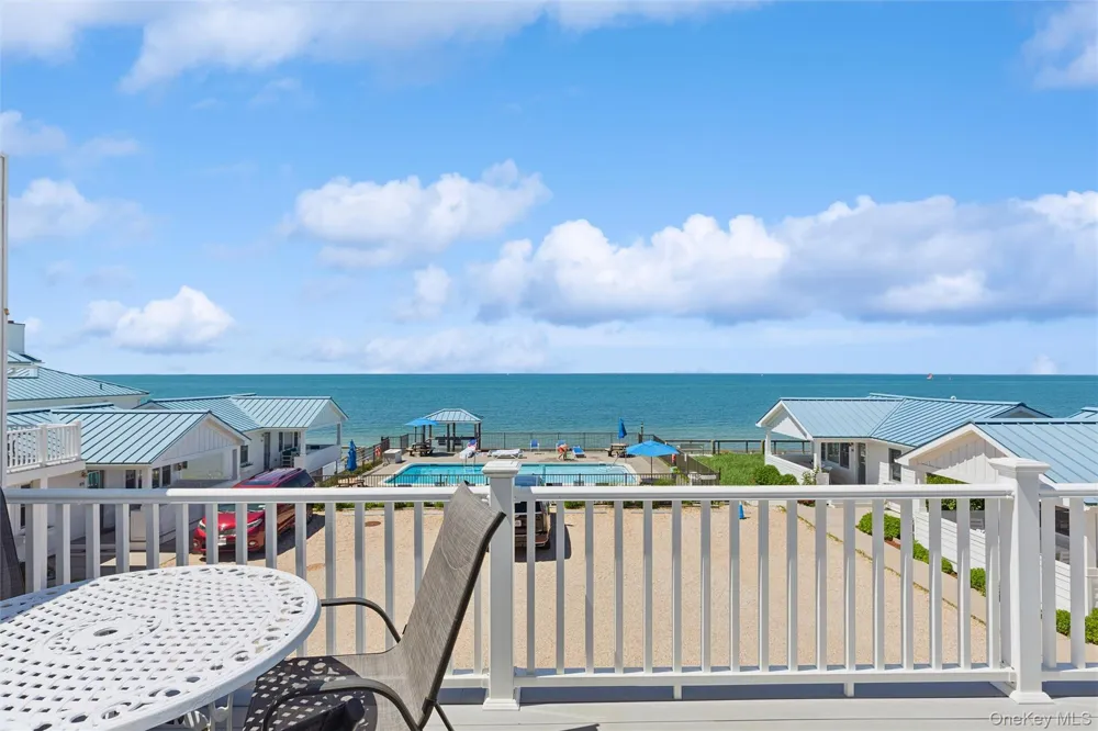 6 Soundview Drive #G Montauk, NY 11954