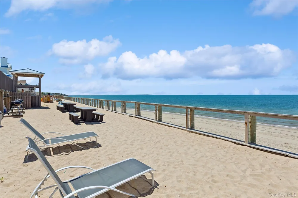 6 Soundview Drive #G Montauk, NY 11954