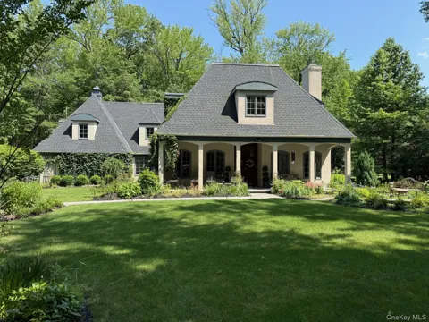 129 Washington Spring Road