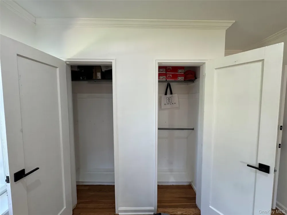137 Smith #A4 Freeport, NY 11520