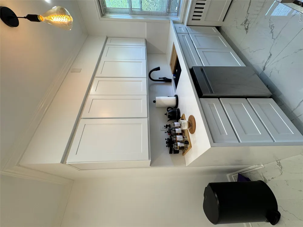 137 Smith #A4 Freeport, NY 11520
