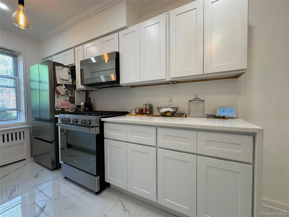 137 Smith #A4 Freeport, NY 11520