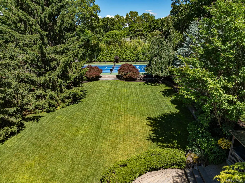 67 Sunny Road Saint James, NY 11780