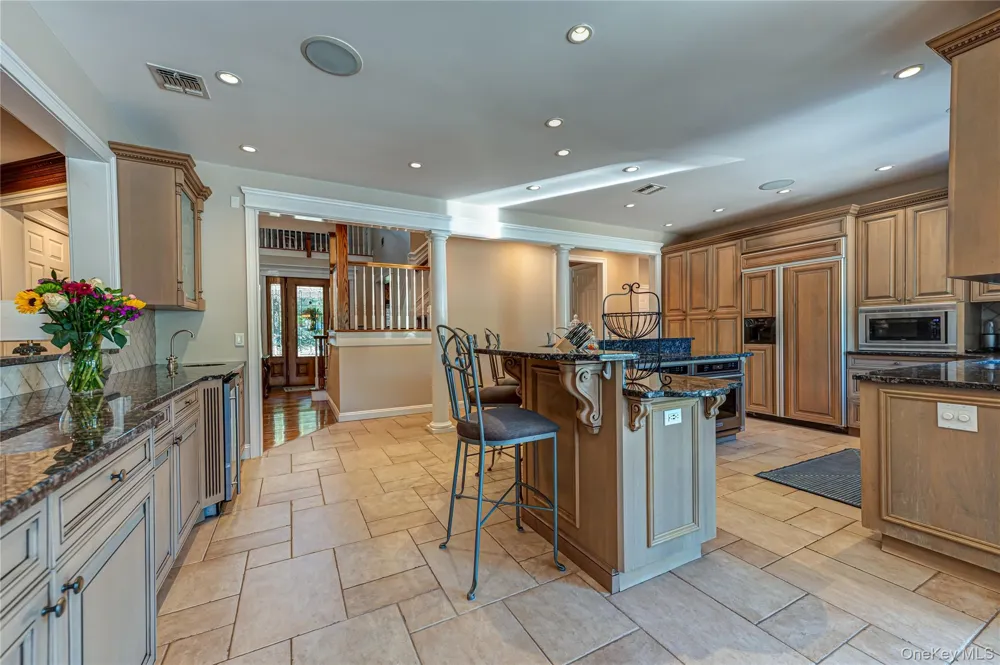 67 Sunny Road Saint James, NY 11780