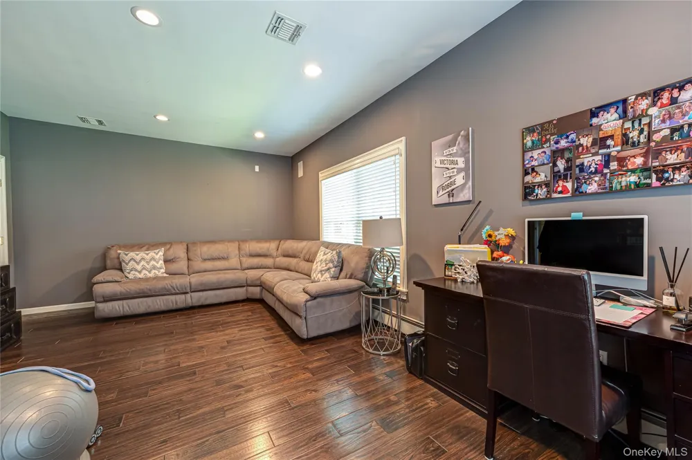 67 Sunny Road Saint James, NY 11780