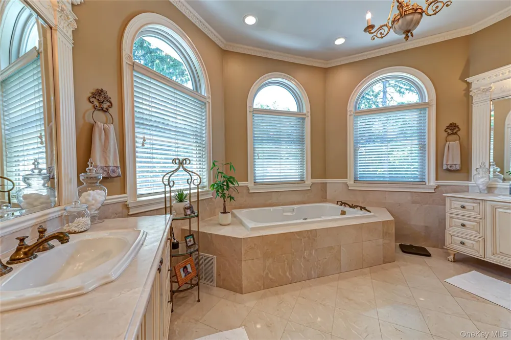 67 Sunny Road Saint James, NY 11780
