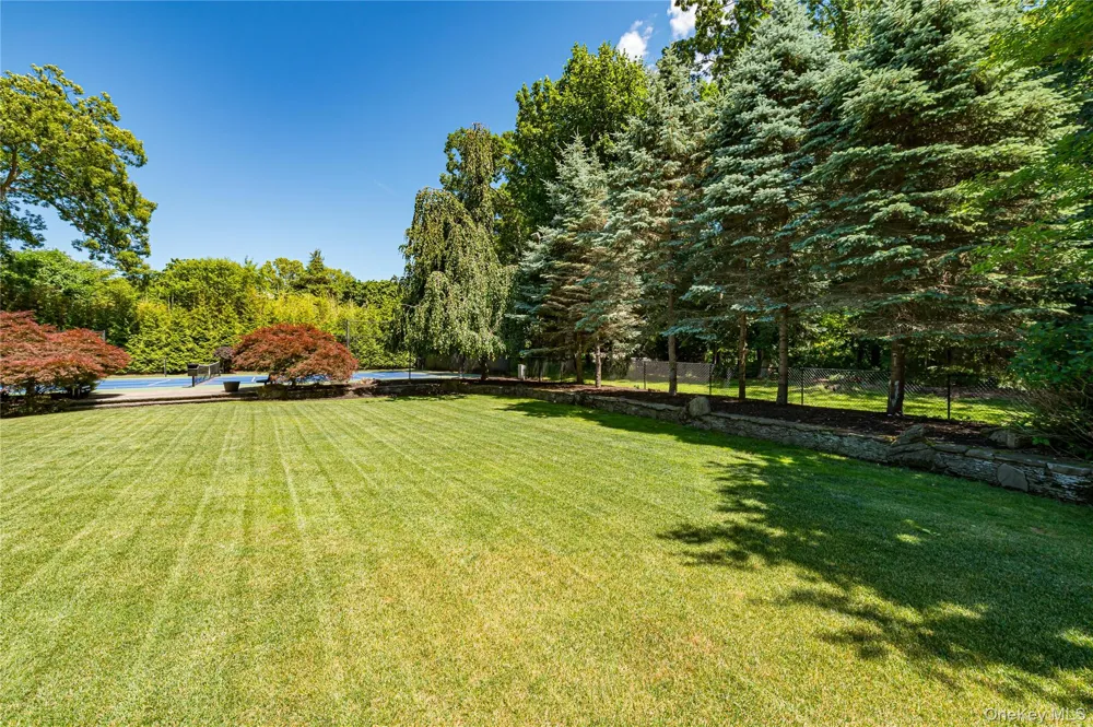 67 Sunny Road Saint James, NY 11780
