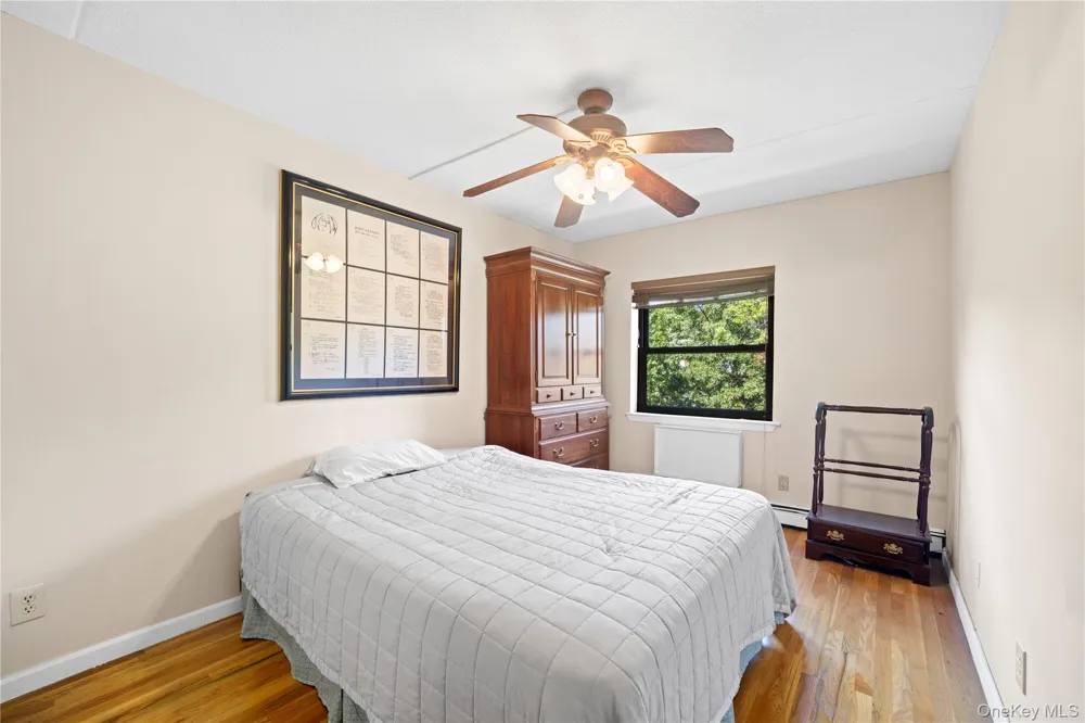 71-34 162nd #3 Fresh Meadows, NY 11365