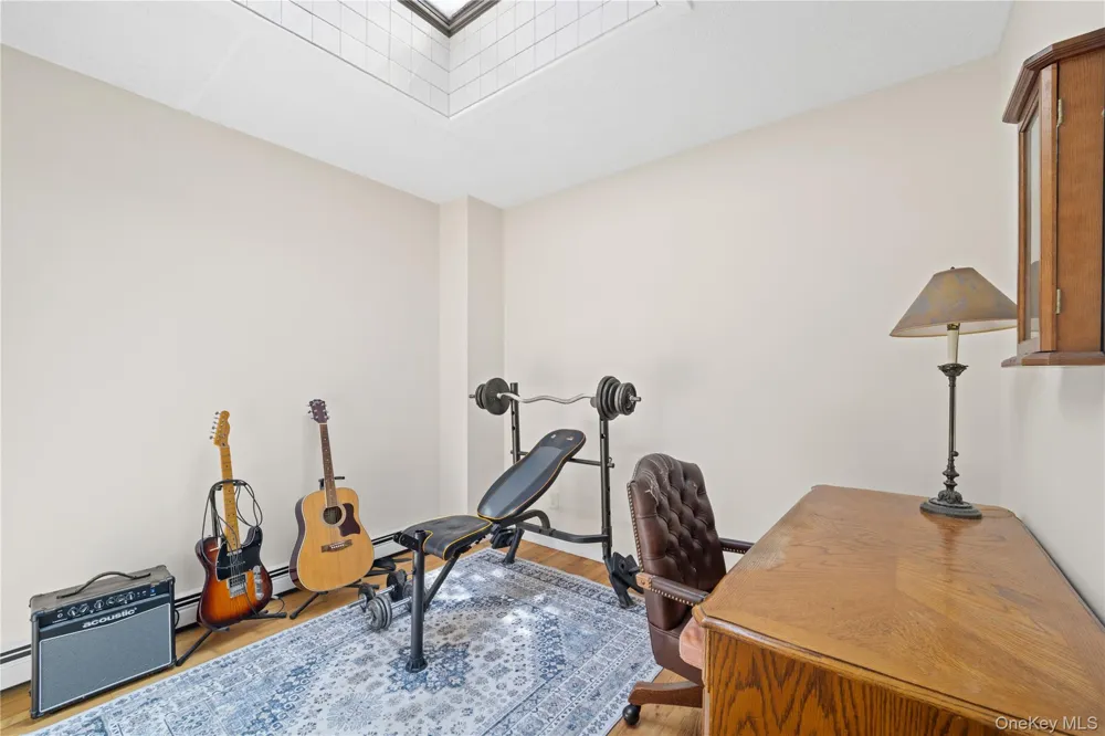 71-34 162nd #3 Fresh Meadows, NY 11365