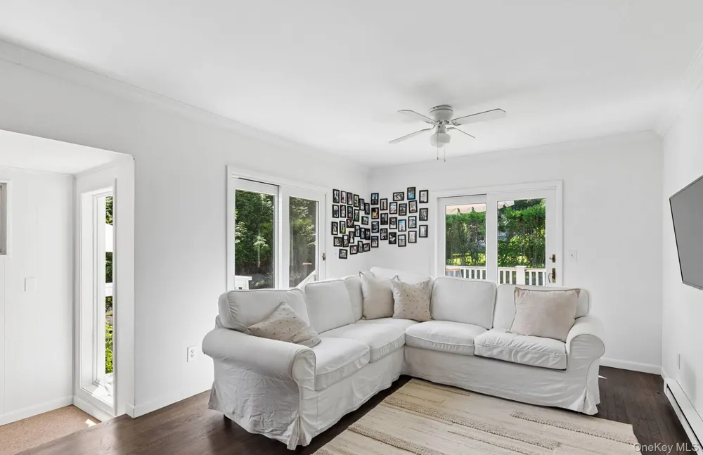 15 Indian Hill Road East Hampton, NY 11937
