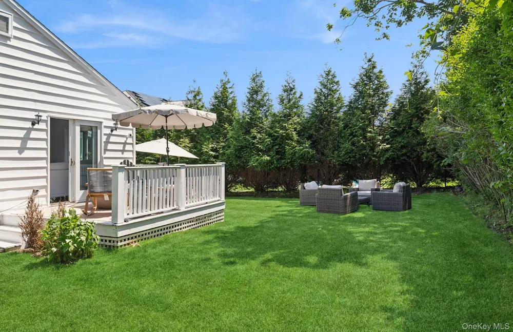 15 Indian Hill Road East Hampton, NY 11937