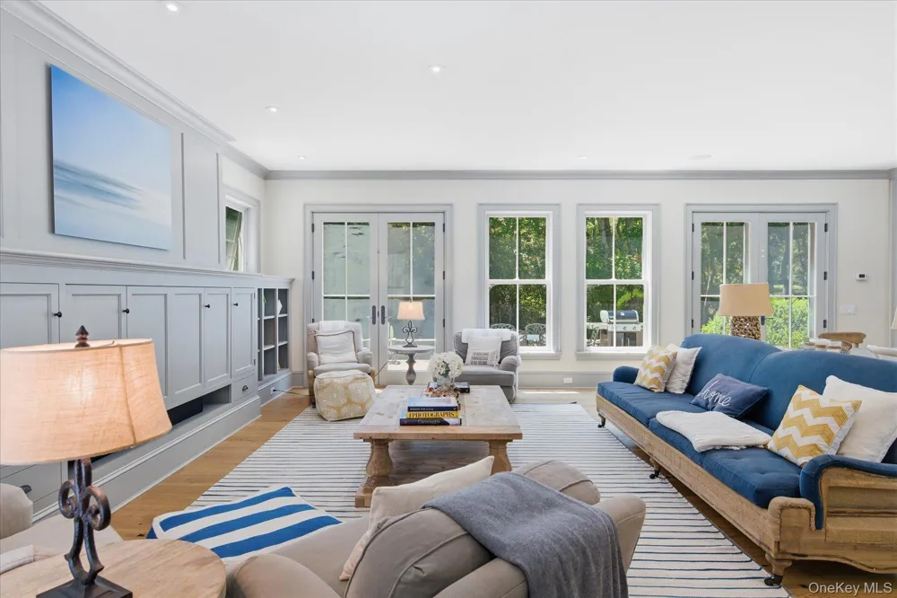 43 Gardiners Bay Drive Shelter Island, NY 11964