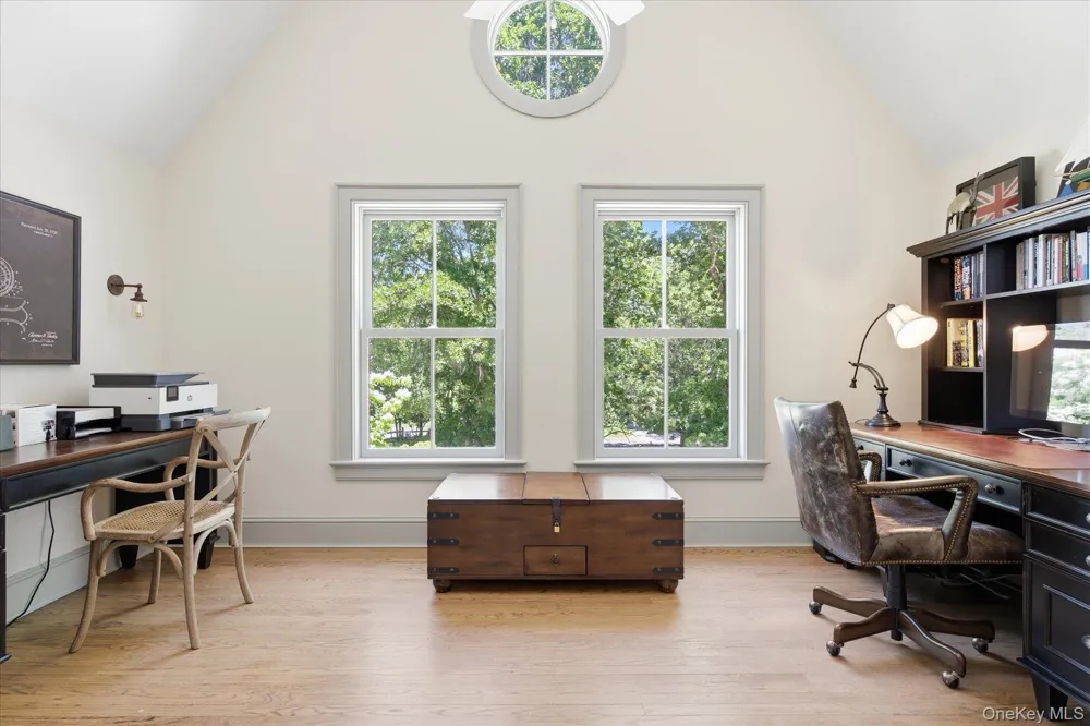 43 Gardiners Bay Drive Shelter Island, NY 11964