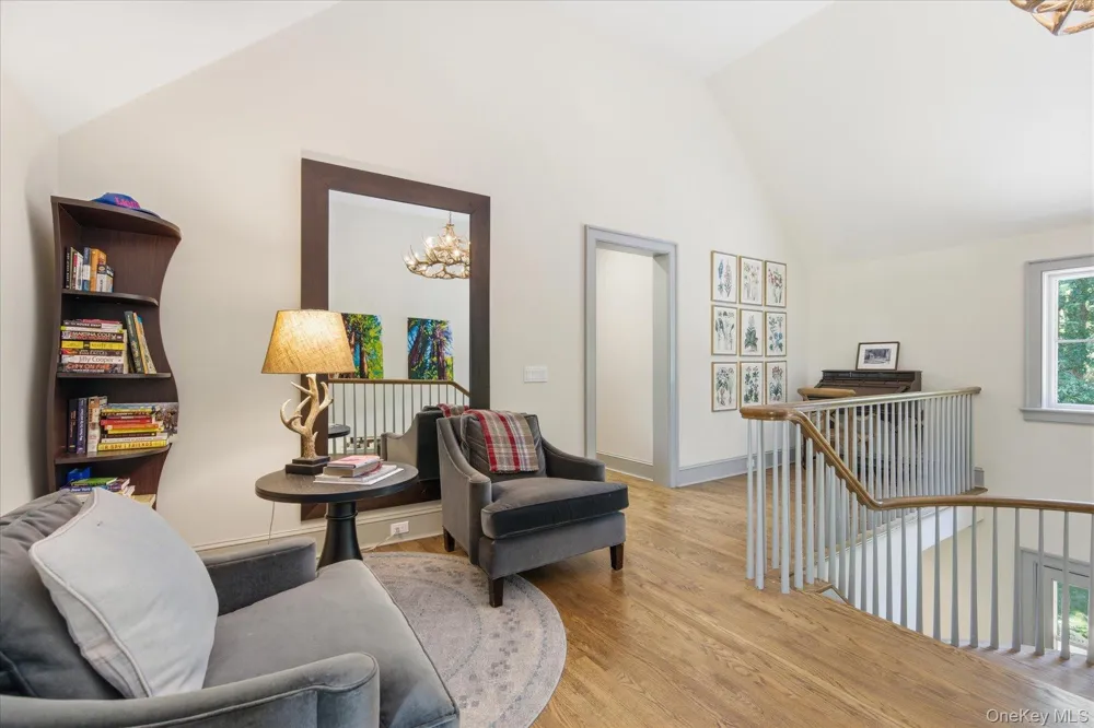 43 Gardiners Bay Drive Shelter Island, NY 11964