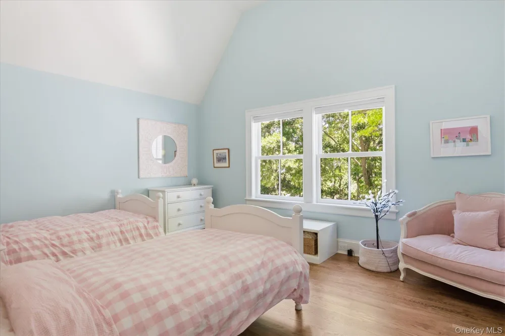 43 Gardiners Bay Drive Shelter Island, NY 11964