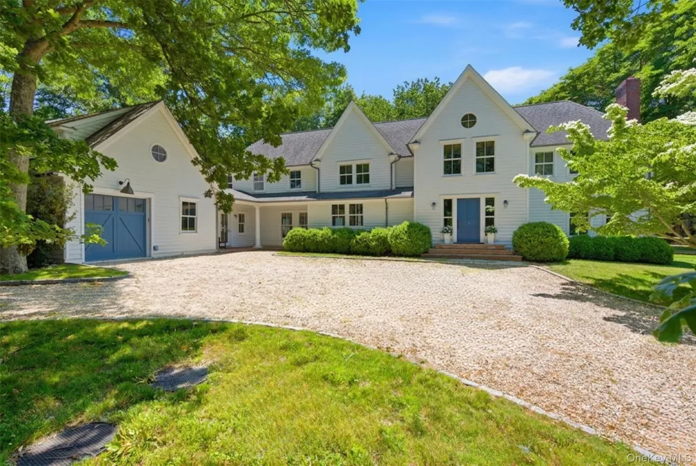 43 Gardiners Bay Drive Shelter Island, NY 11964