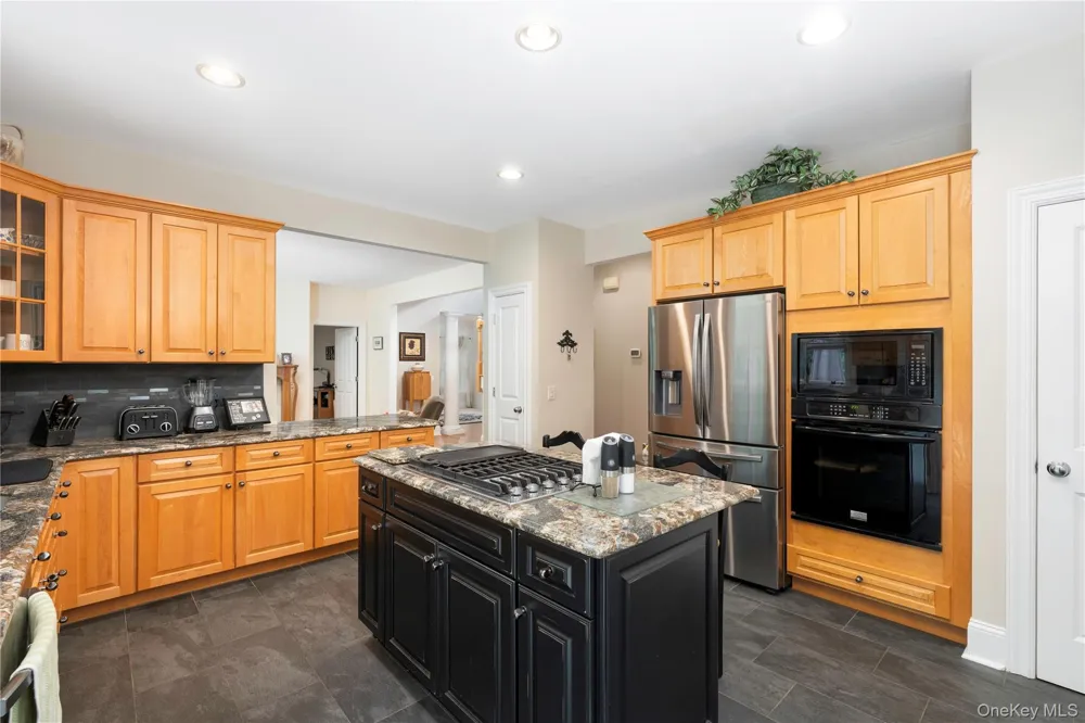 170 Watch Hill Road Cortlandt Manor, NY 10567