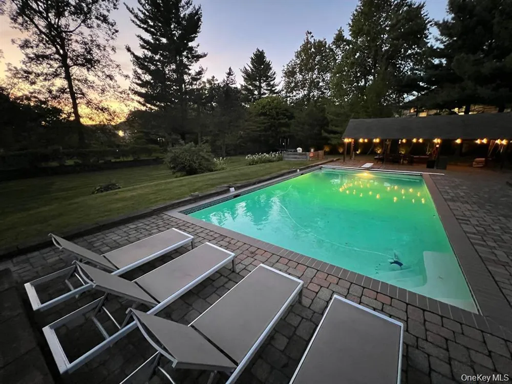 11 Deerwood Road Spring Valley, NY 10977