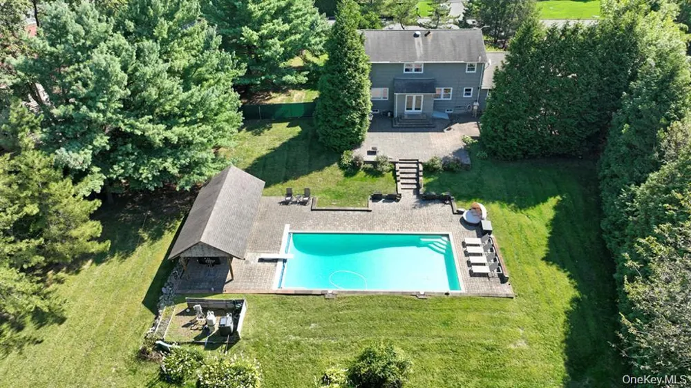 11 Deerwood Road Spring Valley, NY 10977