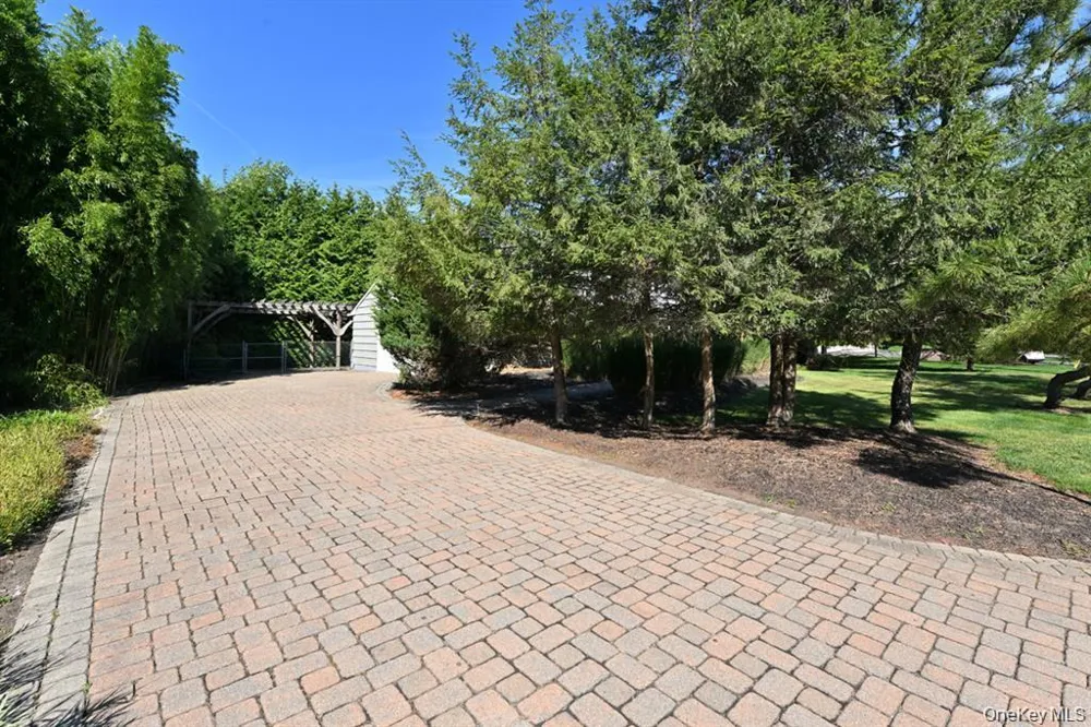 11 Deerwood Road Spring Valley, NY 10977