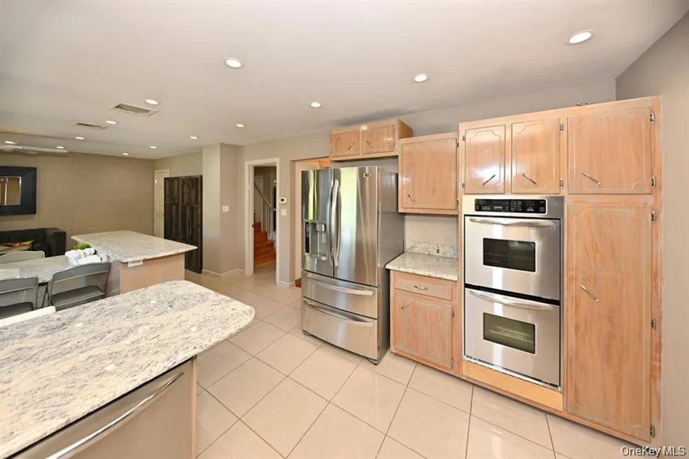 11 Deerwood Road Spring Valley, NY 10977