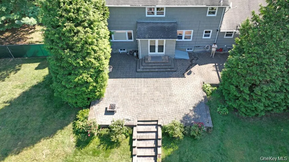 11 Deerwood Road Spring Valley, NY 10977