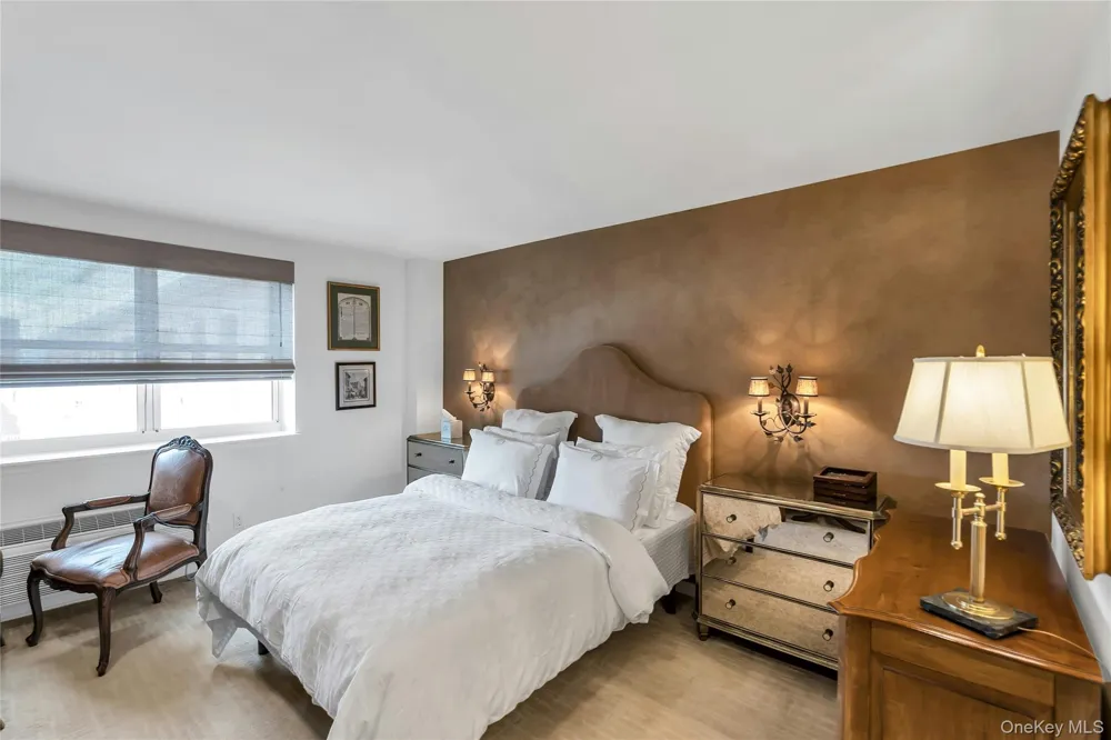 2 Richmond Road #5W Lido Beach, NY 11561