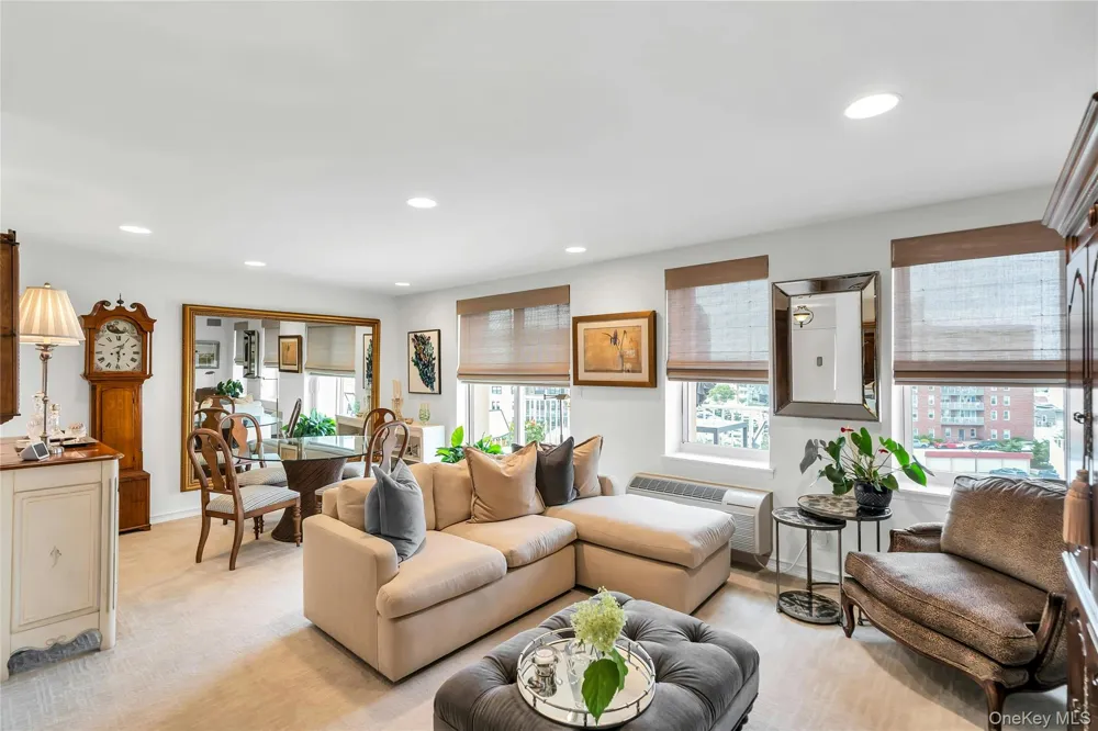 2 Richmond Road #5W Lido Beach, NY 11561