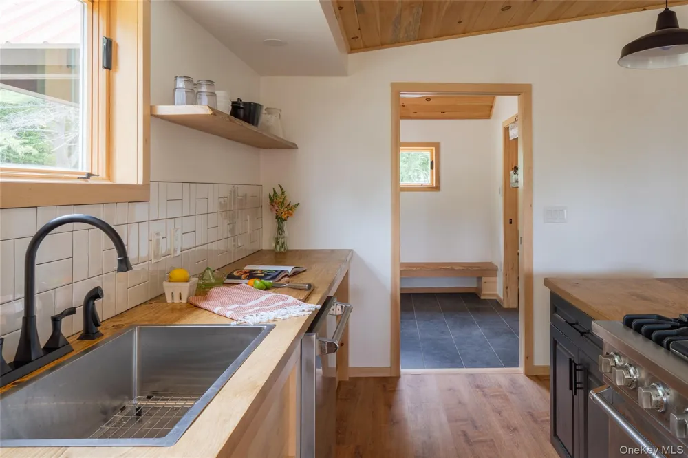 5973 State Route 97 Narrowsburg, NY 12764