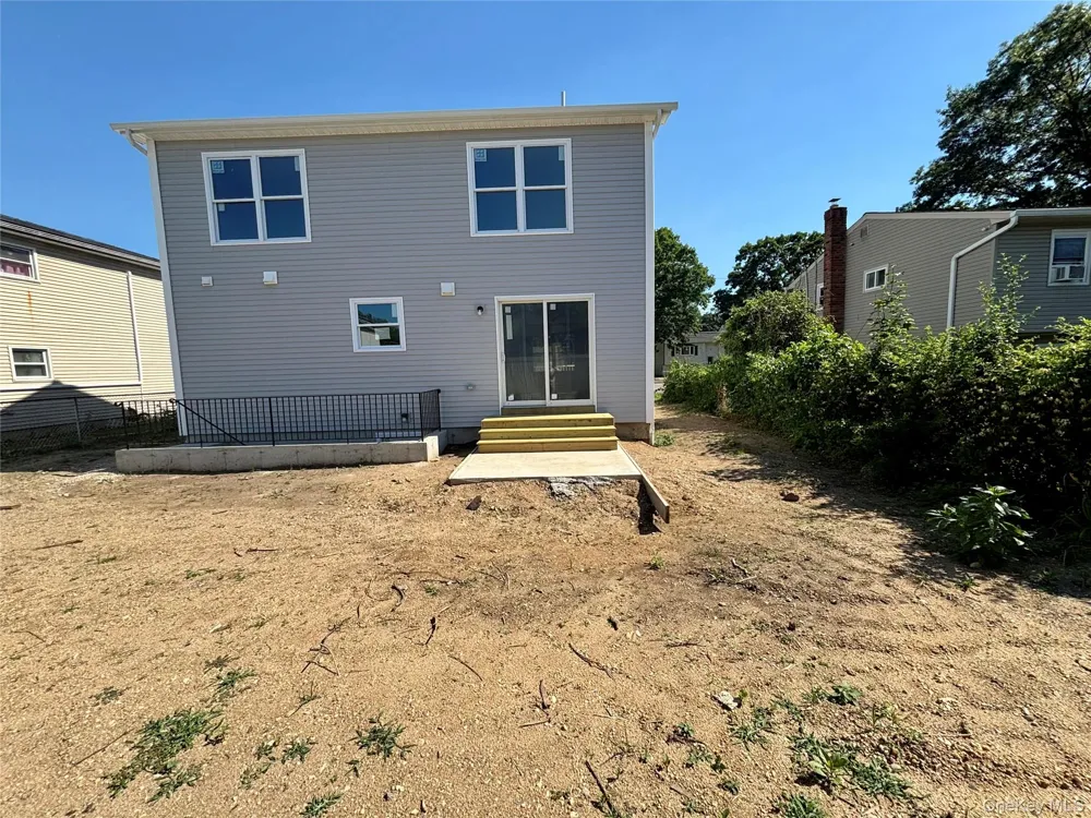 69 Offaly Street Amityville, NY 11701