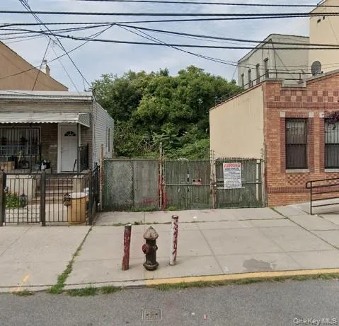 764 Shepherd Avenue
